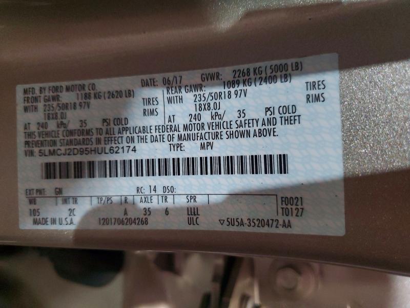 64263946 :رقم المزاد ، 5LMCJ2D95HUL62174 vin ، 2017 Lincoln Mkc مزاد بيع