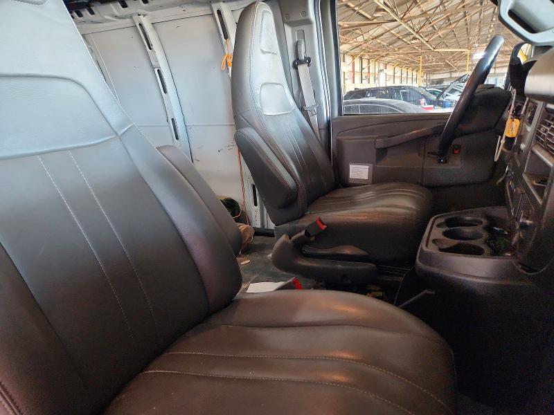 64828446 :رقم المزاد ، 1GTW7AFP2N1162844 vin ، 2022 Gmc Savana مزاد بيع