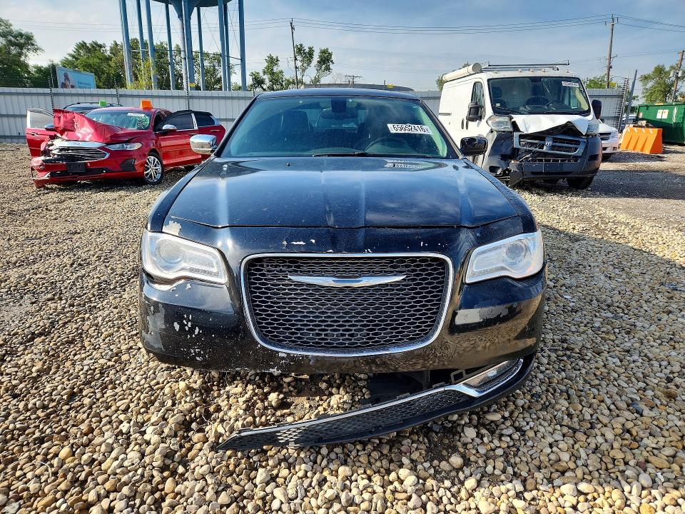 Продаж на аукціоні авто 2016 Chrysler 300c, vin: 2C3CCAEG3GH135631, номер лоту: 65652416