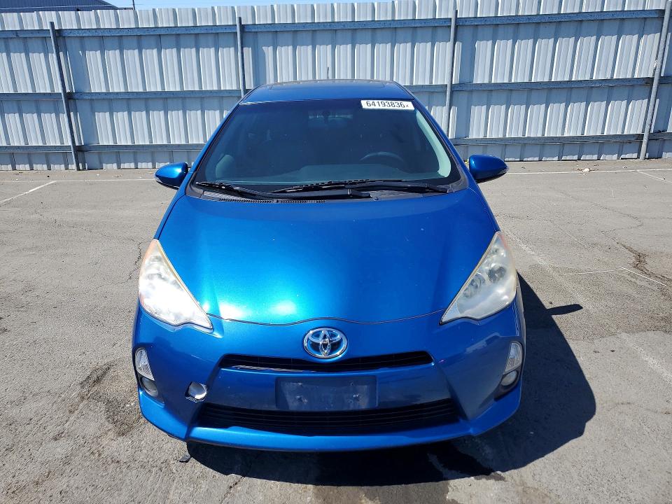 Продаж на аукціоні авто 2012 Toyota Prius C, vin: JTDKDTB35C1013900, номер лоту: 64193836