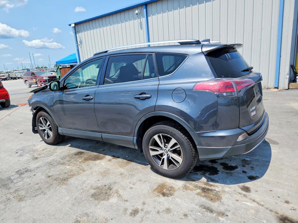 64502276 :رقم المزاد ، JTMRFREV7JD228151 vin ، 2018 Toyota Rav4 مزاد بيع