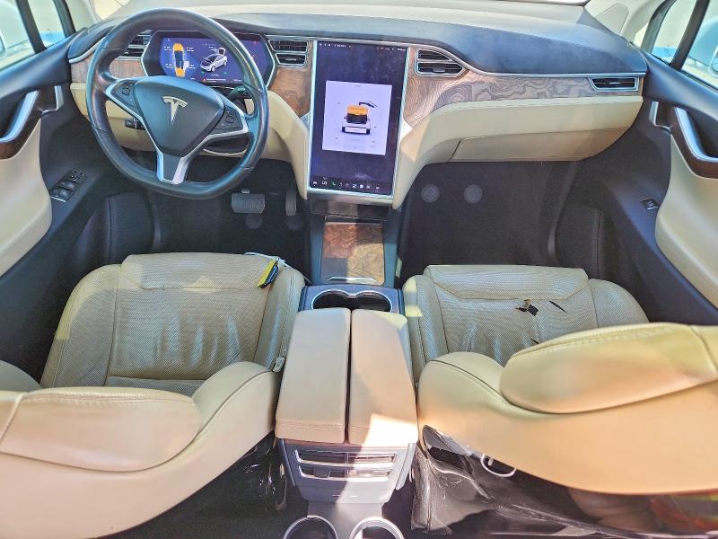 Продажа на аукционе авто 2016 Tesla Model X, vin: 5YJXCAE27GF026838, номер лота: 66140356