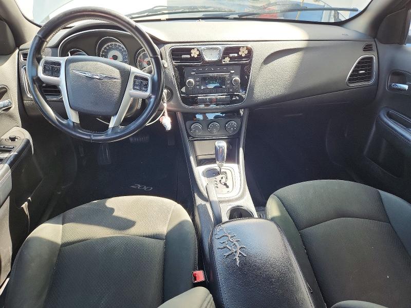 65895086 :رقم المزاد ، 1C3BC1FB7BN531124 vin ، 2011 Chrysler 200 مزاد بيع