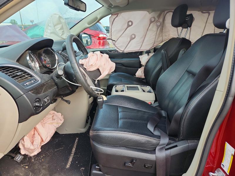 65941706 :رقم المزاد ، 2C4RC1BG3FR697368 vin ، 2015 Chrysler Town & Country مزاد بيع
