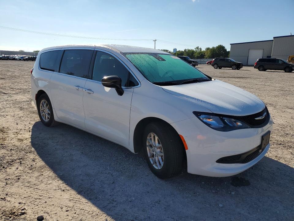 Продаж на аукціоні авто 2025 Chrysler Voyager, vin: 2C4RC1CG0SR571798, номер лоту: 65529176