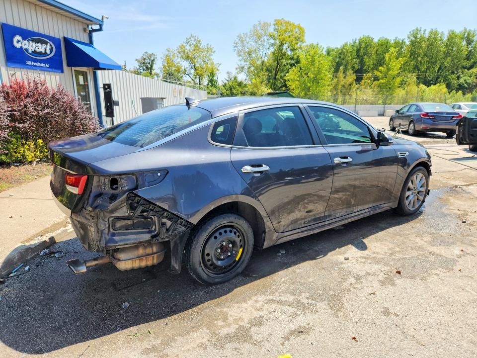 Продаж на аукціоні авто 2017 Kia Optima, vin: 5XXGT4L37HG139202, номер лоту: 65844786