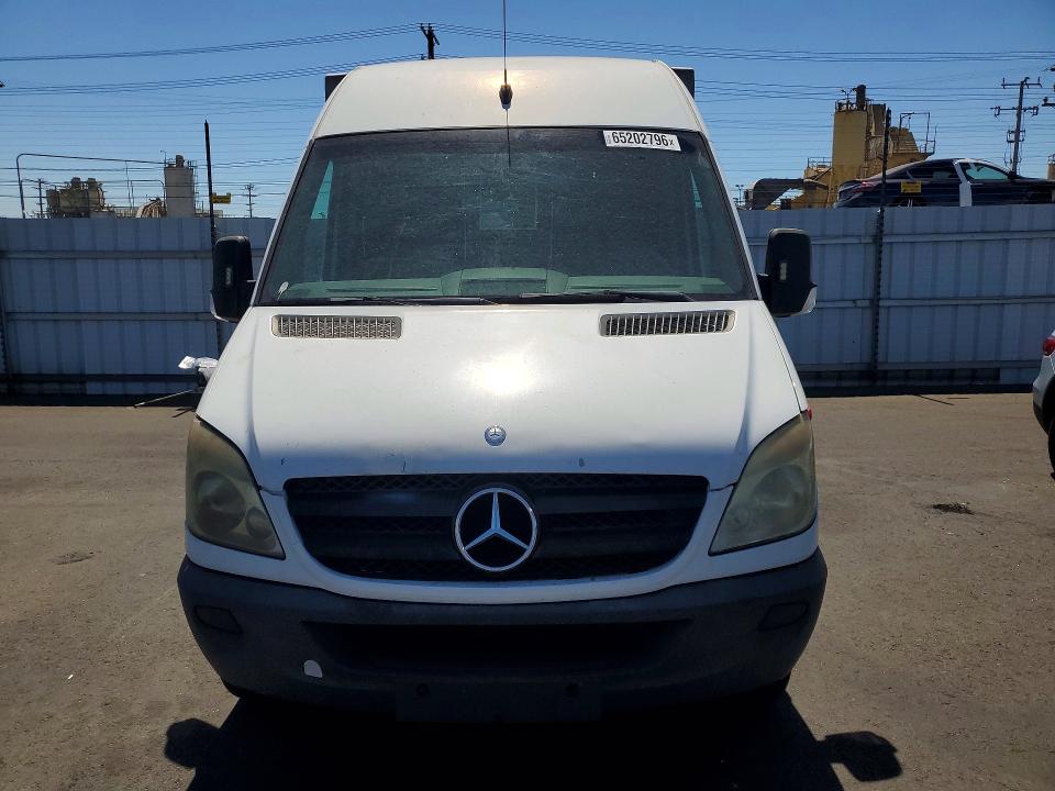 2010 Mercedes-benz Sprinter მანქანა იყიდება აუქციონზე, vin: WD3PE7CC7A5462486, აუქციონის ნომერი: 65202796
