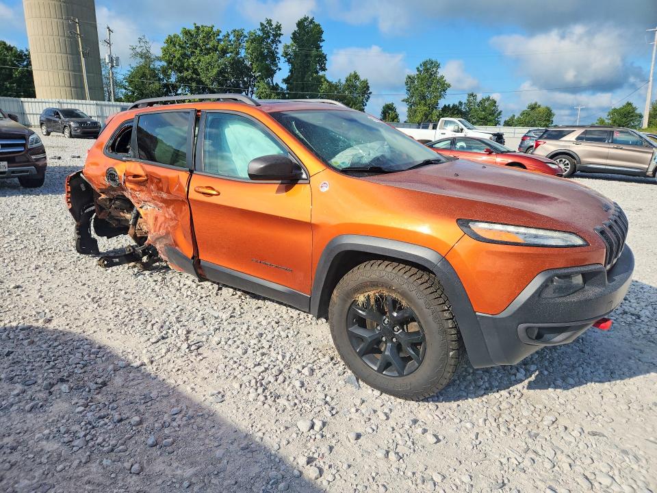 Продаж на аукціоні авто 2014 Jeep Cherokee, vin: 1C4PJMBBXEW240338, номер лоту: 66584166