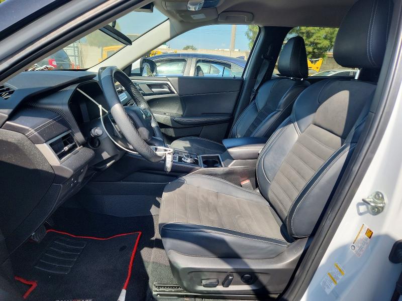 Продажа на аукционе авто 2023 Mitsubishi Outlander, vin: JA4T5UA97PZ058156, номер лота: 64561226
