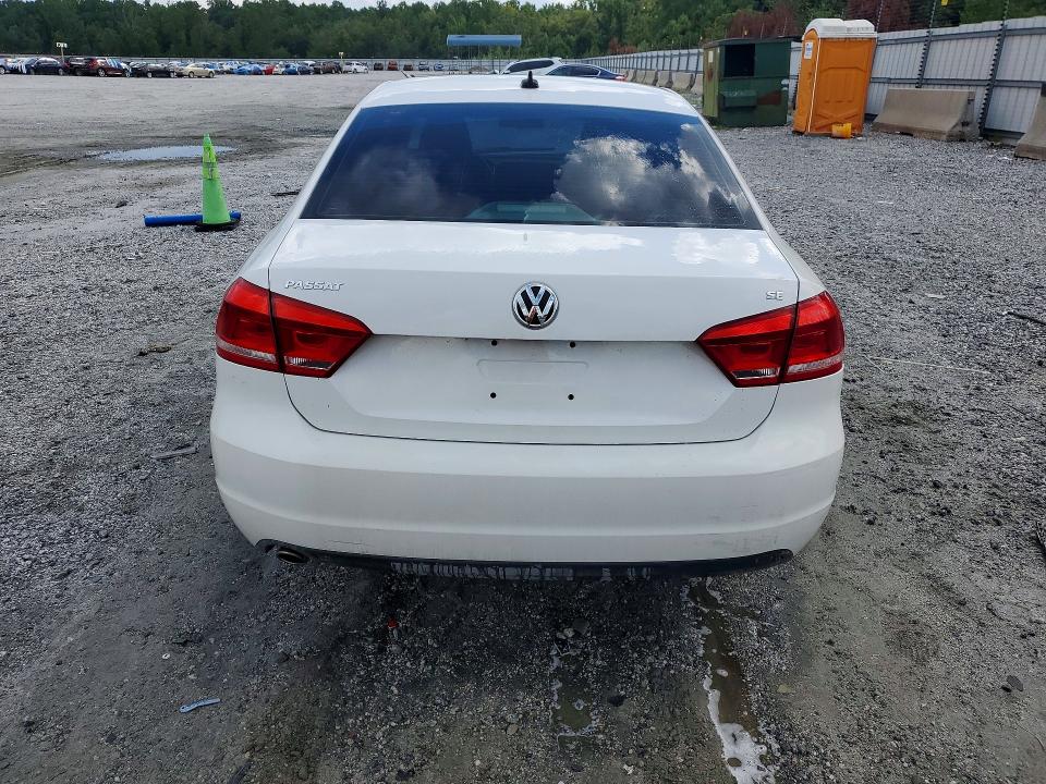 63732766 :رقم المزاد ، 1VWBH7A32CC060672 vin ، 2012 Volkswagen Passat مزاد بيع