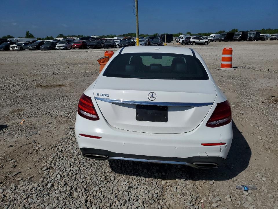 65741416 :رقم المزاد ، WDDZF4JB1KA543714 vin ، 2019 Mercedes-benz E مزاد بيع