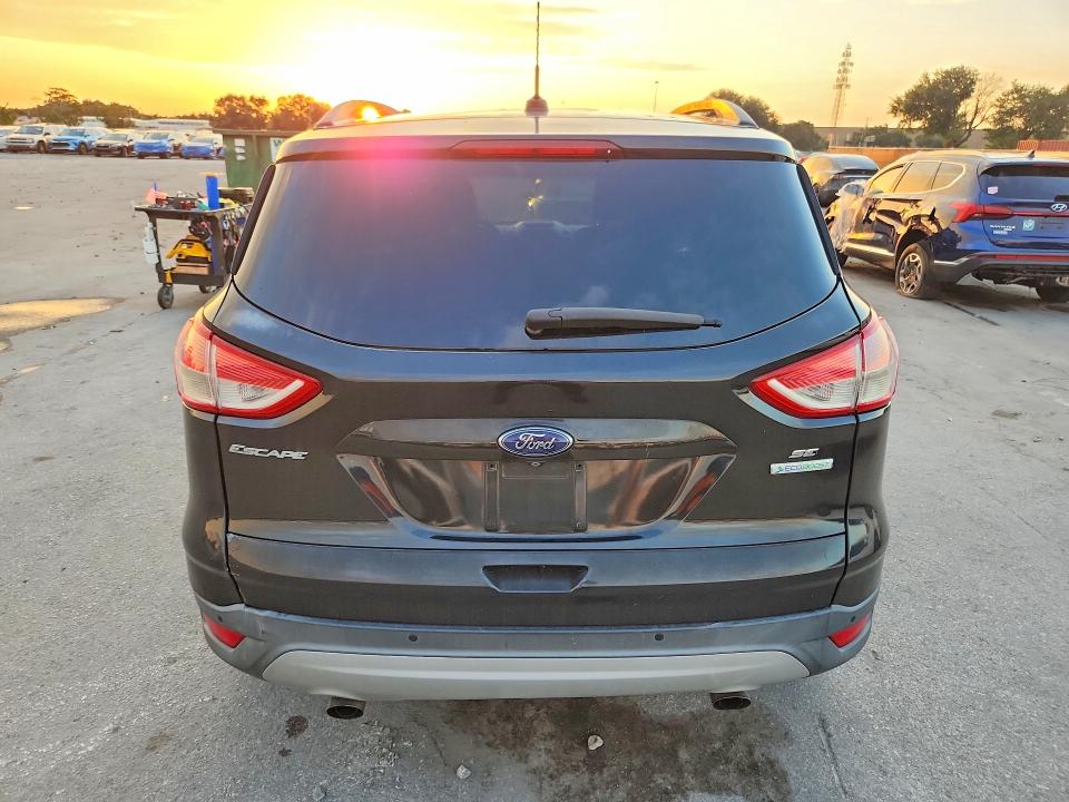 Продажа на аукционе авто 2015 Ford Escape, vin: 1FMCU0GXXFUA14909, номер лота: 66028006