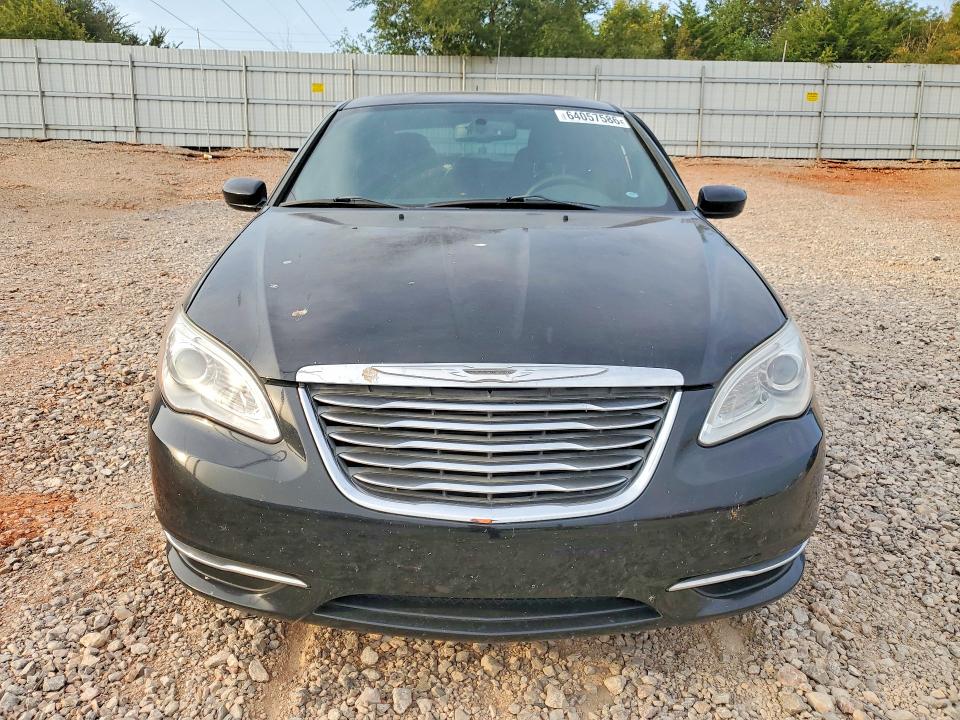 2014 Chrysler 200 მანქანა იყიდება აუქციონზე, vin: 1C3CCBAG7EN103698, აუქციონის ნომერი: 64057586