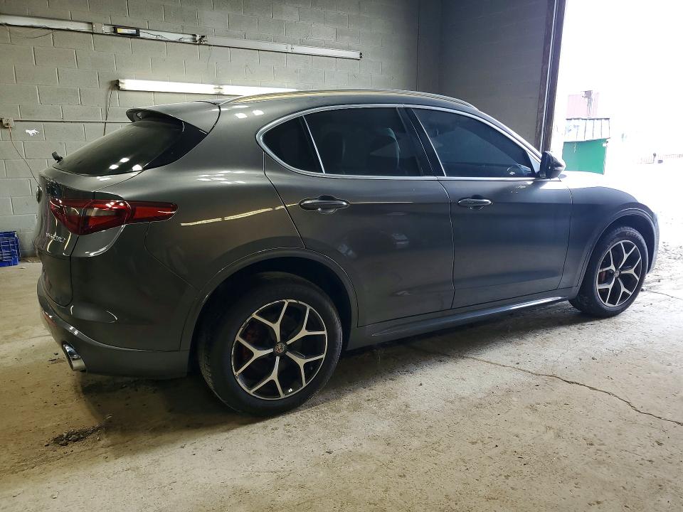 64984146 :رقم المزاد ، ZASPAKBN1M7D17211 vin ، 2021 Alfa Romeo Stelvio مزاد بيع