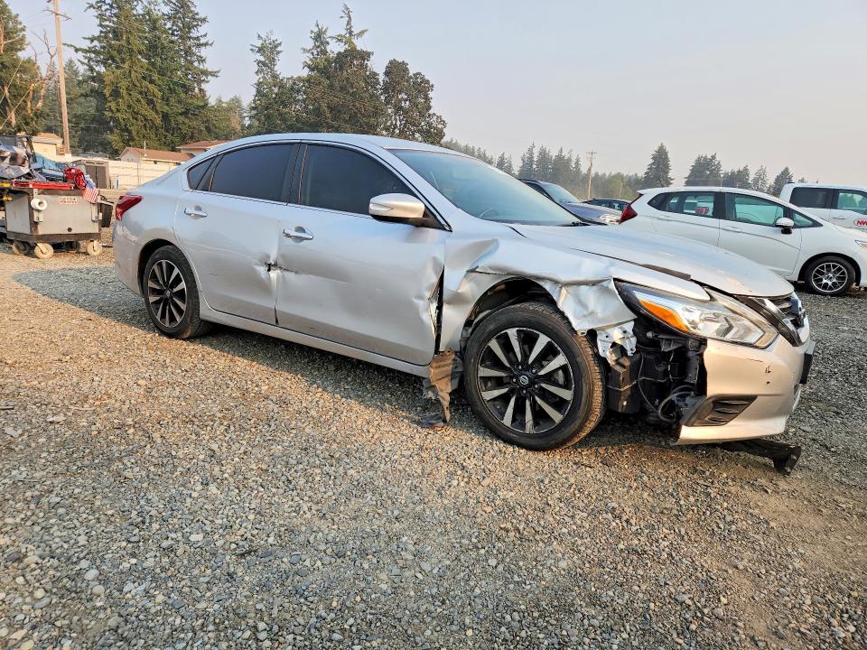 Продажа на аукционе авто 2018 Nissan Altima, vin: 1N4AL3AP5JC271439, номер лота: 63249406