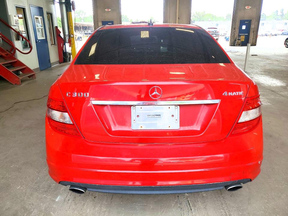 64466026 :رقم المزاد ، WDDGF8BB3AF435805 vin ، 2010 Mercedes-benz C مزاد بيع