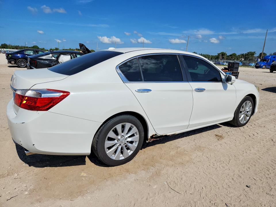 2013 Honda Accord მანქანა იყიდება აუქციონზე, vin: 1HGCR2F83DA190888, აუქციონის ნომერი: 64937696