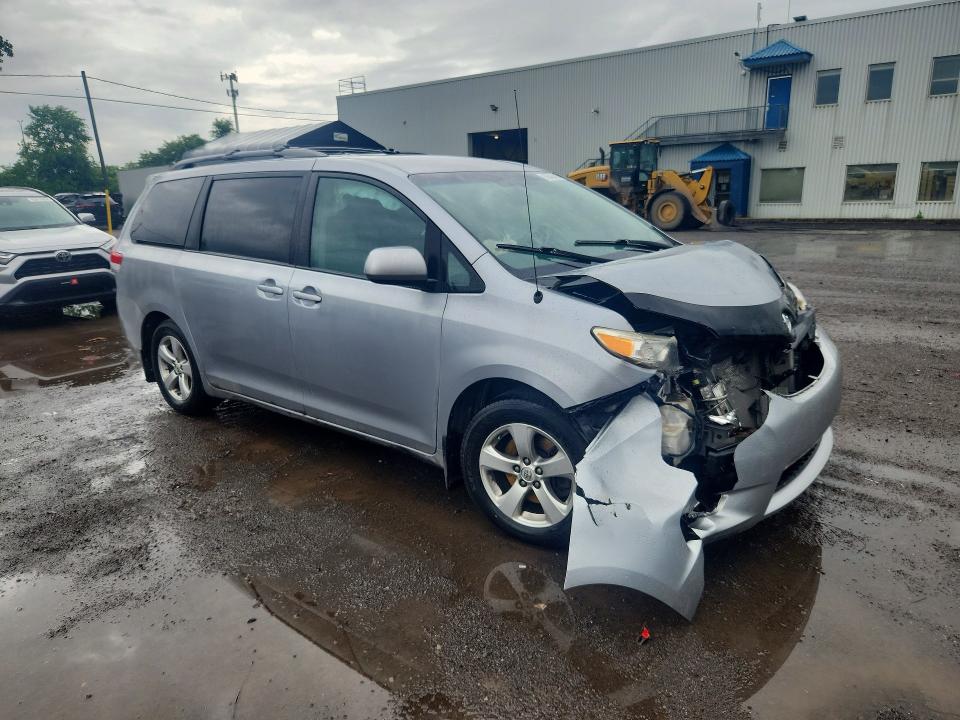 Продаж на аукціоні авто 2013 Toyota Sienna, vin: 5TDKK3DC4DS370900, номер лоту: 63545416