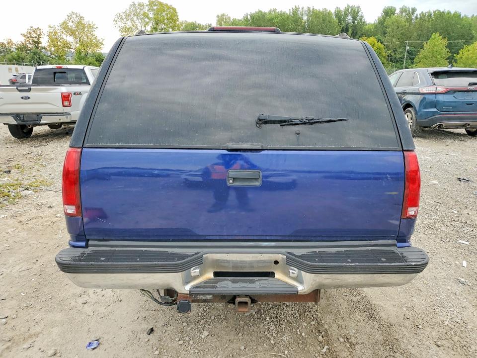 Продажа на аукционе авто 1995 Gmc Suburban, vin: 1GKEC16K4SJ750529, номер лота: 66635126
