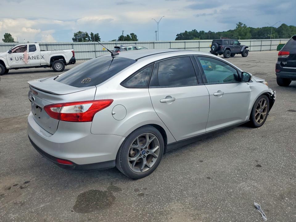 63987186 :رقم المزاد ، 1FADP3F23EL102346 vin ، 2014 Ford Focus مزاد بيع