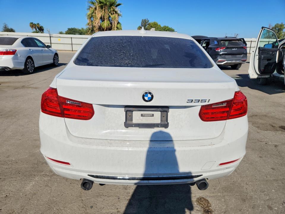 2013 Bmw 335 მანქანა იყიდება აუქციონზე, vin: WBA3A9C57DF476879, აუქციონის ნომერი: 64492136