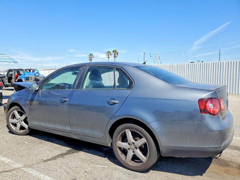 65503666 :رقم المزاد ، 3VWRZ7AJ8AM150060 vin ، 2010 Volkswagen Jetta مزاد بيع