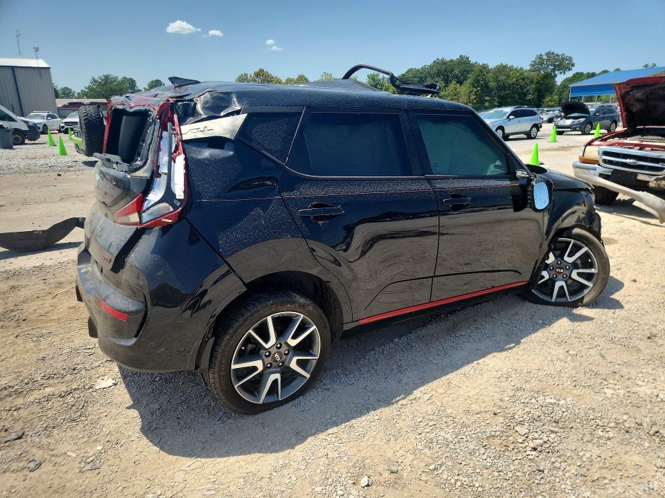 64966046 :رقم المزاد ، KNDJ63AU5M7137342 vin ، 2021 Kia Soul مزاد بيع