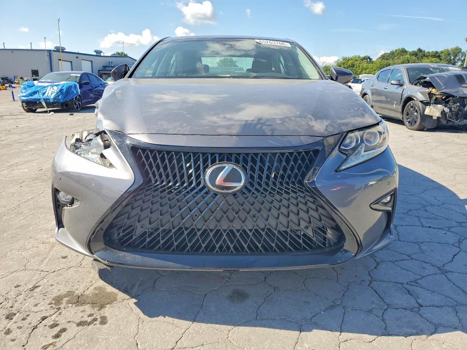 2017 Lexus Es მანქანა იყიდება აუქციონზე, vin: 58ABK1GGXHU036217, აუქციონის ნომერი: 65263766
