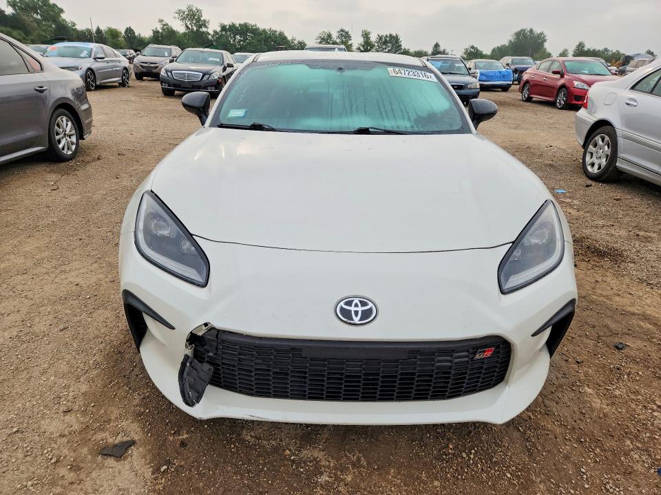 2022 Toyota Gr 86 მანქანა იყიდება აუქციონზე, vin: JF1ZNBE12N9753821, აუქციონის ნომერი: 64723316