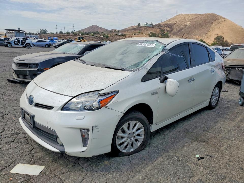Продажа на аукционе авто 2013 Toyota Prius Plug-in Hybrid, vin: JTDKN3DP0D3041784, номер лота: 64107416