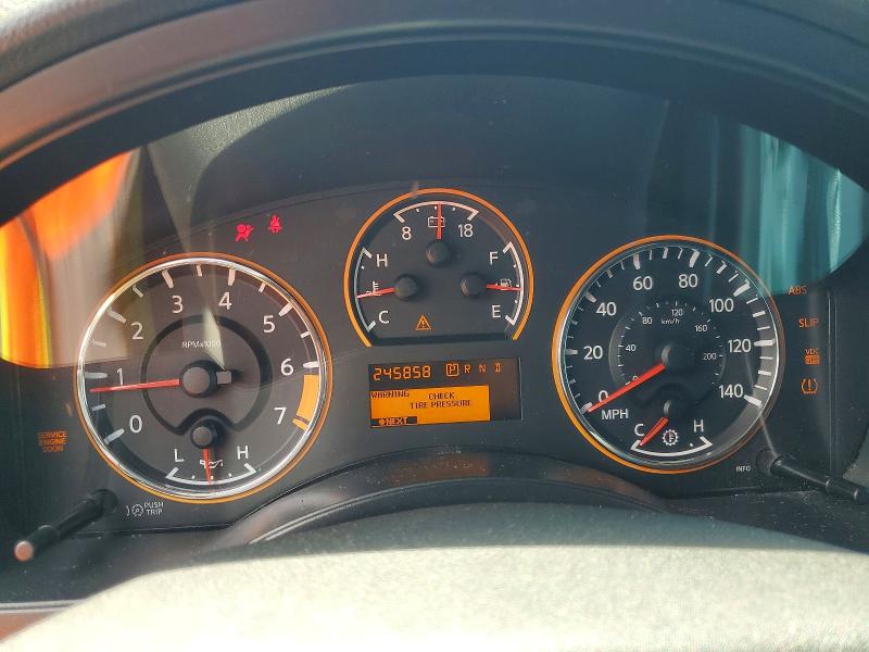 64442436 :رقم المزاد ، 5N1BA0NF7BN606738 vin ، 2011 Nissan Armada مزاد بيع