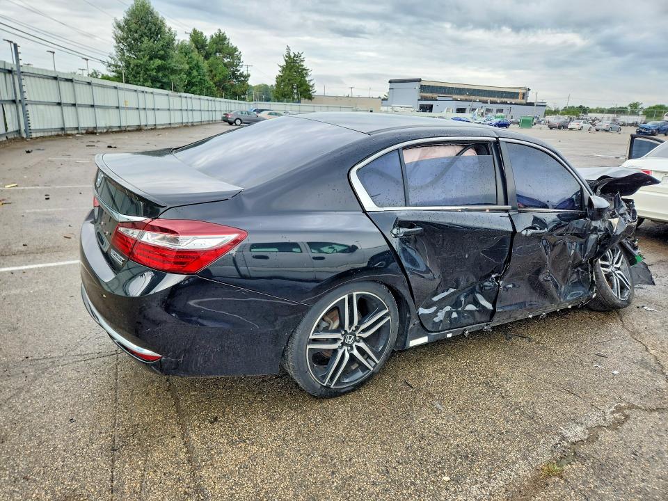 65361306 :رقم المزاد ، 1HGCR2F17HA219026 vin ، 2017 Honda Accord مزاد بيع