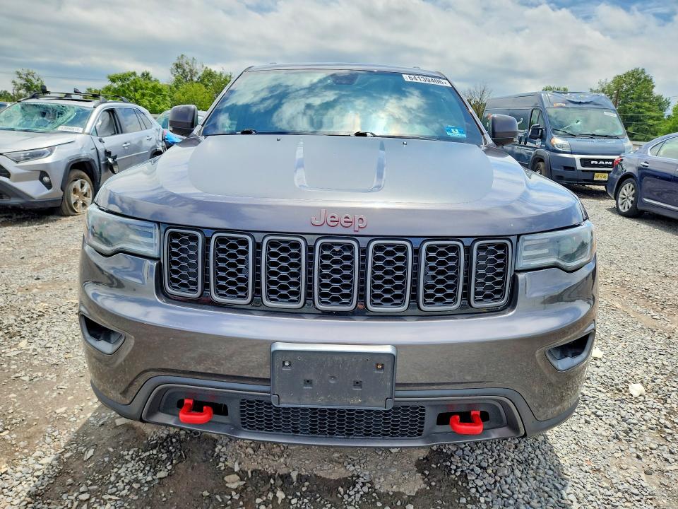 64139406 :رقم المزاد ، 1C4RJFLG6JC336798 vin ، 2018 Jeep Grand Cherokee مزاد بيع