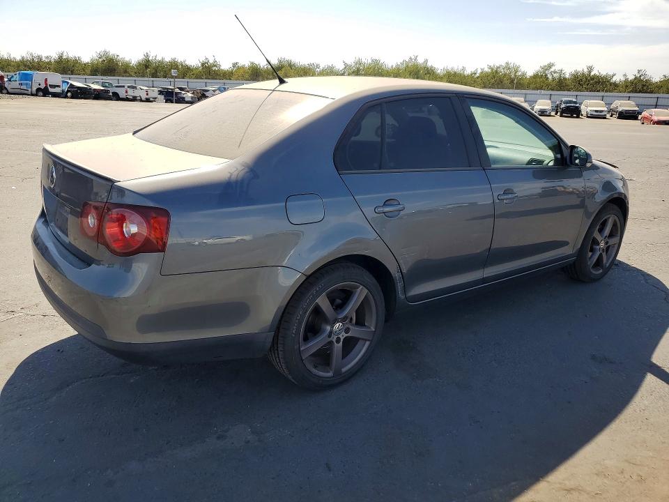 65940846 :رقم المزاد ، 3VWJZ71K89M141862 vin ، 2009 Volkswagen Jetta مزاد بيع