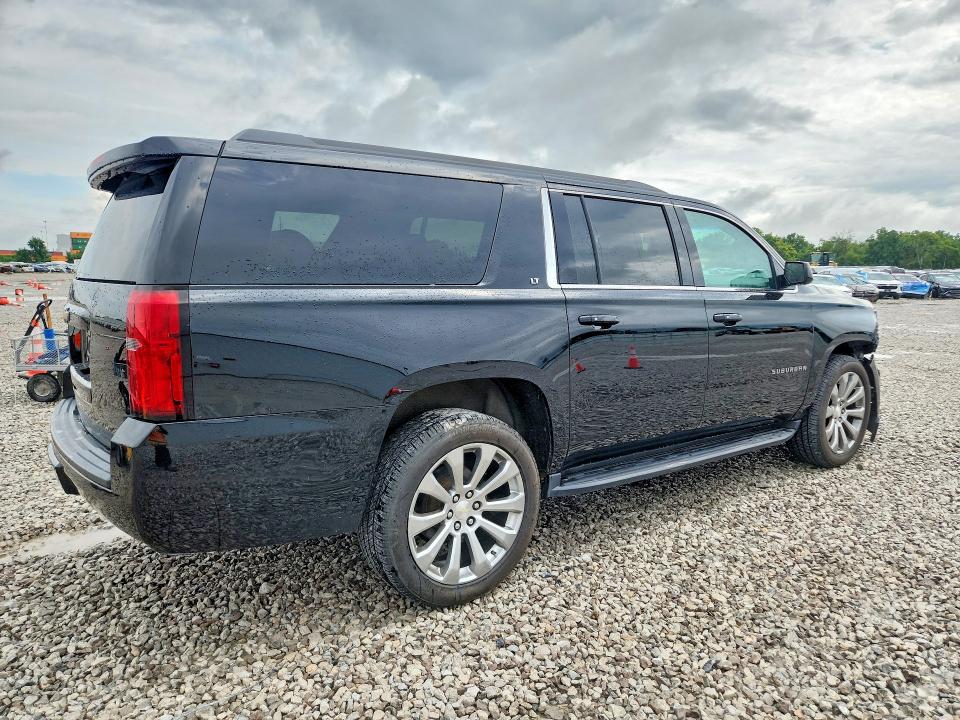 65754786 :رقم المزاد ، 1GNSKJKC3GR232105 vin ، 2019 Chevrolet Suburban مزاد بيع