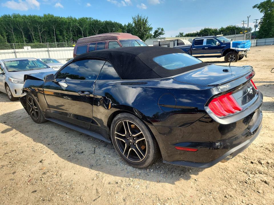 65693646 :رقم المزاد ، 1FATP8UH1M5107144 vin ، 2021 Ford Mustang مزاد بيع