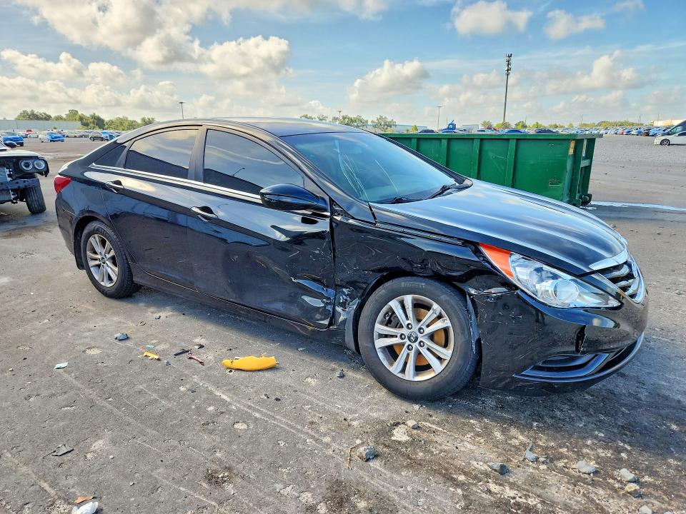 64494686 :رقم المزاد ، 5NPEB4AC0CH369903 vin ، 2012 Hyundai Sonata مزاد بيع