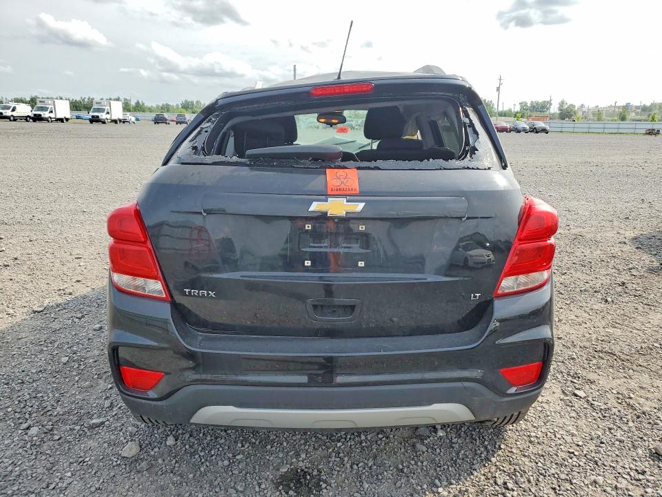 63670446 :رقم المزاد ، 3GNCJLSB0JL329061 vin ، 2018 Chevrolet Trax مزاد بيع