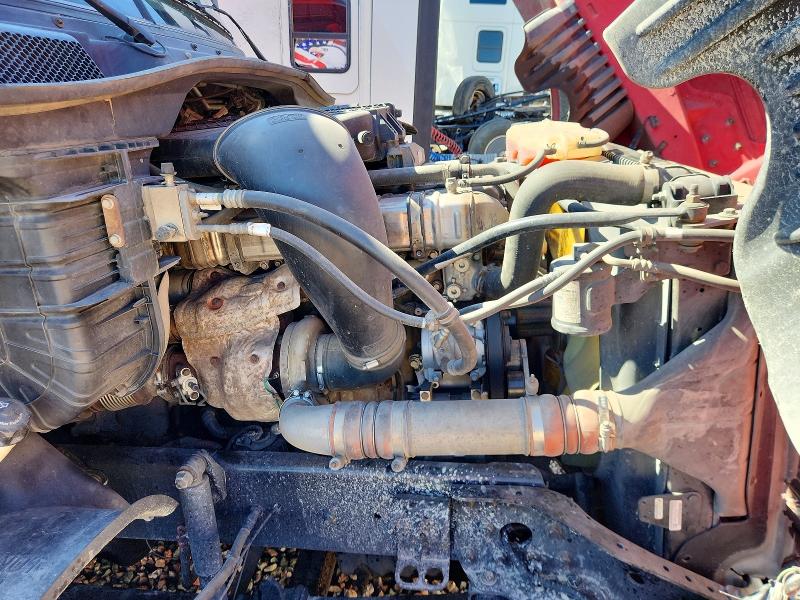 65360756 :رقم المزاد ، 3AKJGLDR8JSJE9338 vin ، 2018 Freightliner Cascadia 125 مزاد بيع