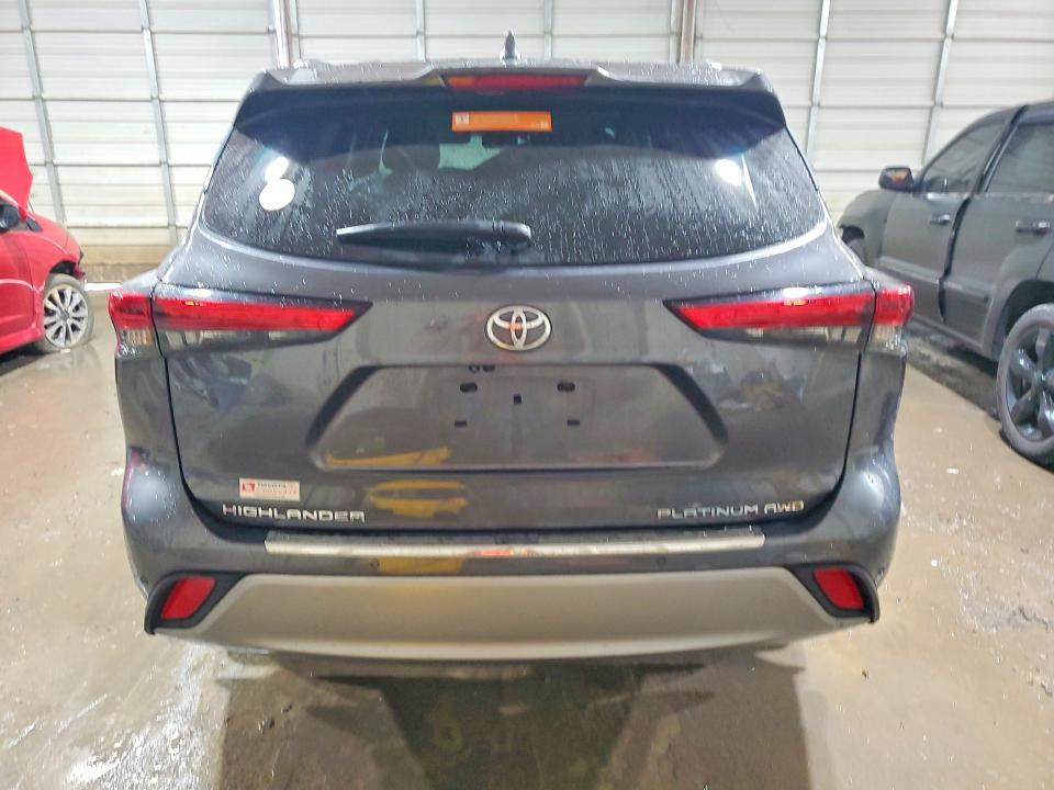 Продаж на аукціоні авто 2020 Toyota Highlander, vin: 5TDFZRBH7LS022845, номер лоту: 63792686