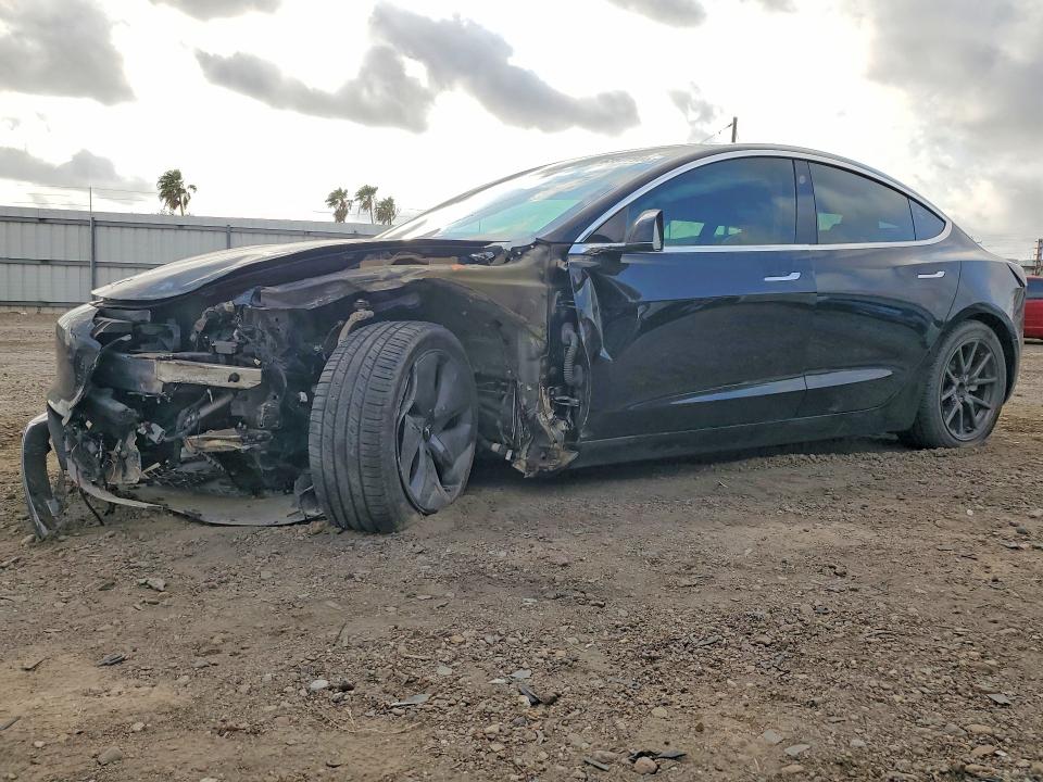 Продаж на аукціоні авто 2019 Tesla Model 3, vin: 5YJ3E1EAXKF362962, номер лоту: 63677986