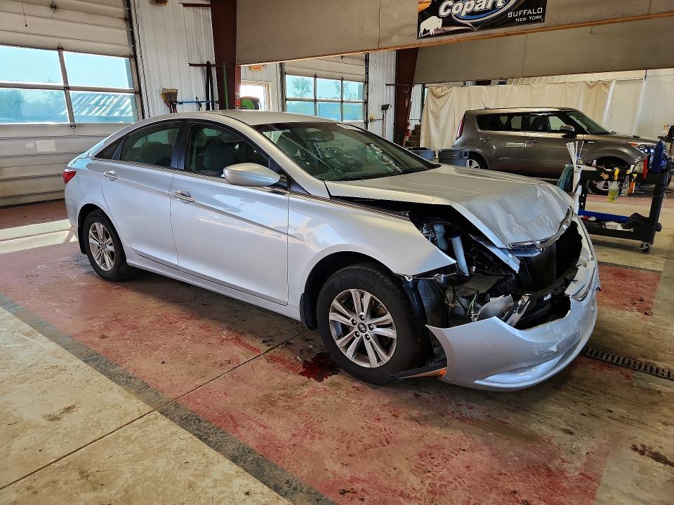 65603756 :رقم المزاد ، 5NPEB4AC2DH701339 vin ، 2013 Hyundai Sonata مزاد بيع