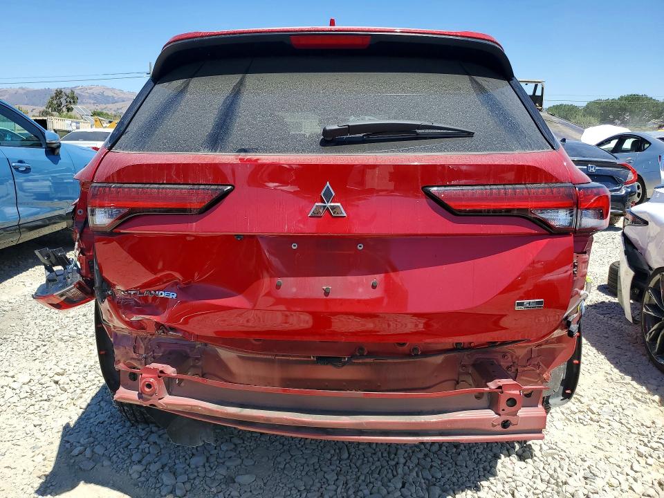2022 Mitsubishi Outlander მანქანა იყიდება აუქციონზე, vin: JA4J3UA82NZ006676, აუქციონის ნომერი: 63732256