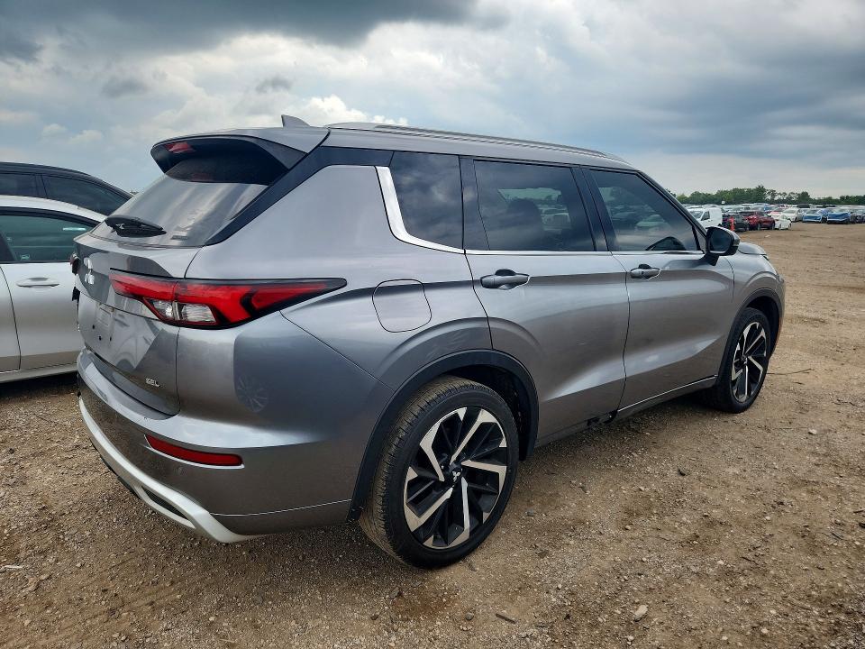 63854106 :رقم المزاد ، JA4J4VA84NZ007430 vin ، 2022 Mitsubishi Outlander مزاد بيع