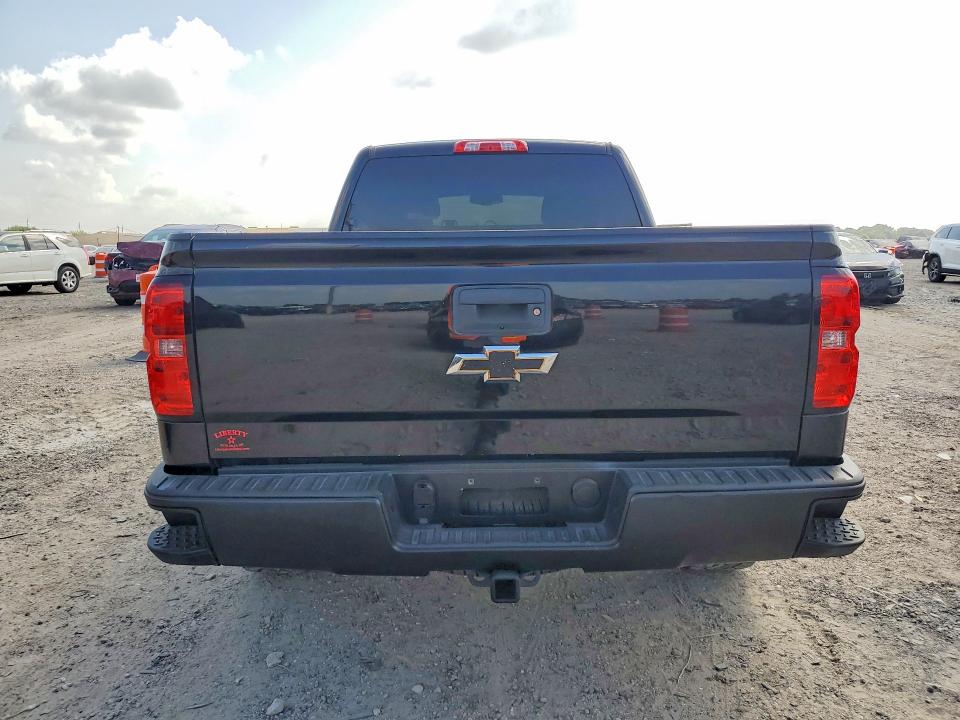 63709356 :رقم المزاد ، 1GCRCPEC4JZ120357 vin ، 2018 Chevrolet Silverado مزاد بيع
