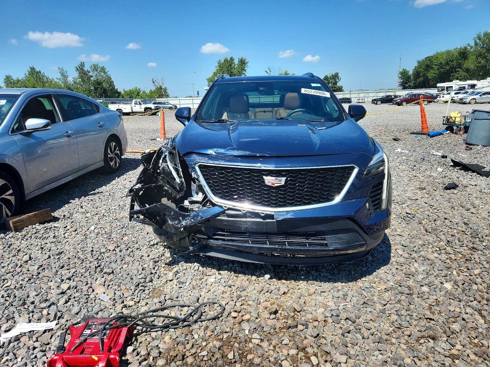 65239906 :رقم المزاد ، 1GYFZFR49LF066860 vin ، 2020 Cadillac Xt4 مزاد بيع