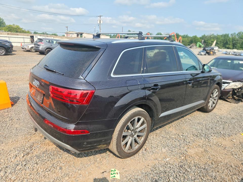 Продаж на аукціоні авто 2019 Audi Q7, vin: WA1LAAF76KD017573, номер лоту: 64700716
