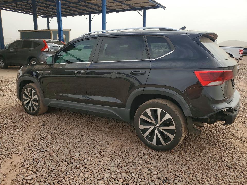63541826 :رقم المزاد ، 3VVTX7B21NM068877 vin ، 2022 Volkswagen Taos مزاد بيع