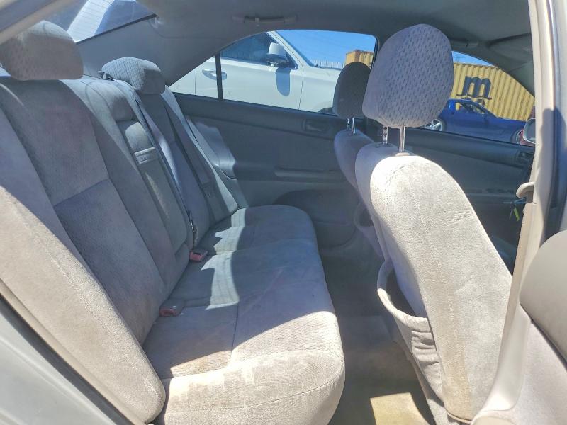 63158926 :رقم المزاد ، 4T1BE32K04U327907 vin ، 2004 Toyota Camry مزاد بيع