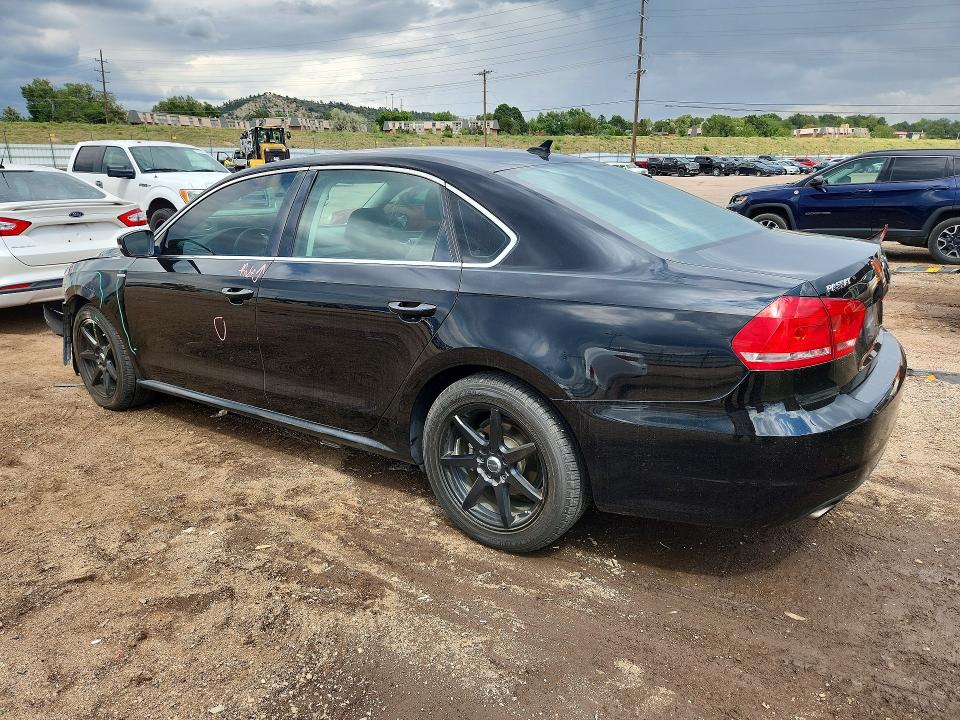 2014 Volkswagen Passat მანქანა იყიდება აუქციონზე, vin: 1VWAT7A39EC059256, აუქციონის ნომერი: 64982476